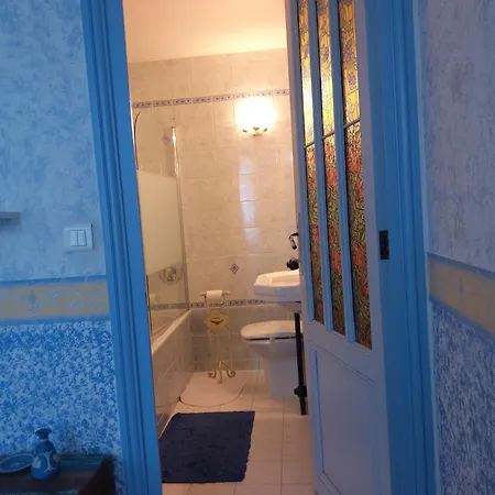 La Petite Pause - Bed & Breakfast 3*